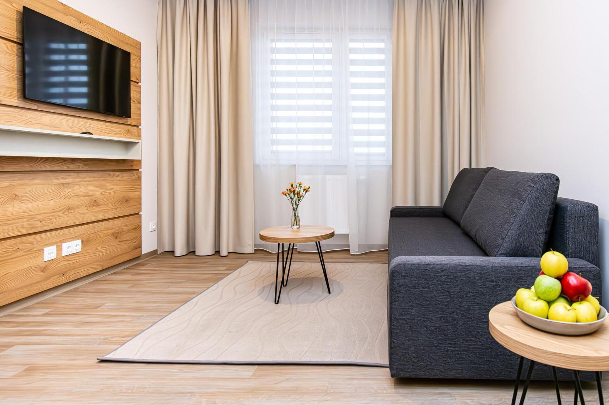 Novy Hotel 지엘로나구라 외부 사진