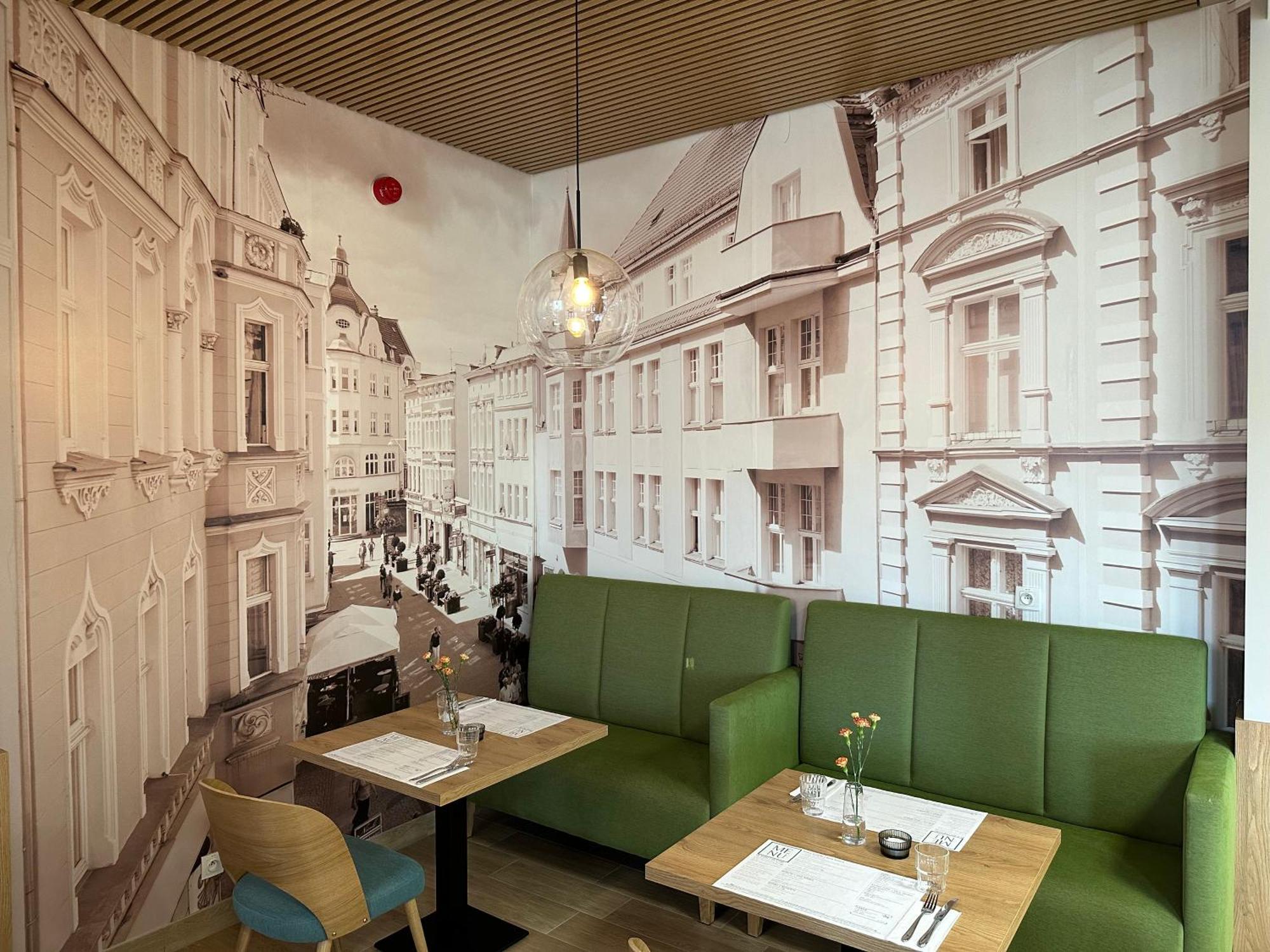 Novy Hotel 지엘로나구라 외부 사진